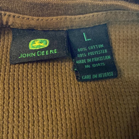 Women's John Deere Embellished Brown Pink Waffle Knit Shirt Top Size Large VGC - Picture 4 of 4